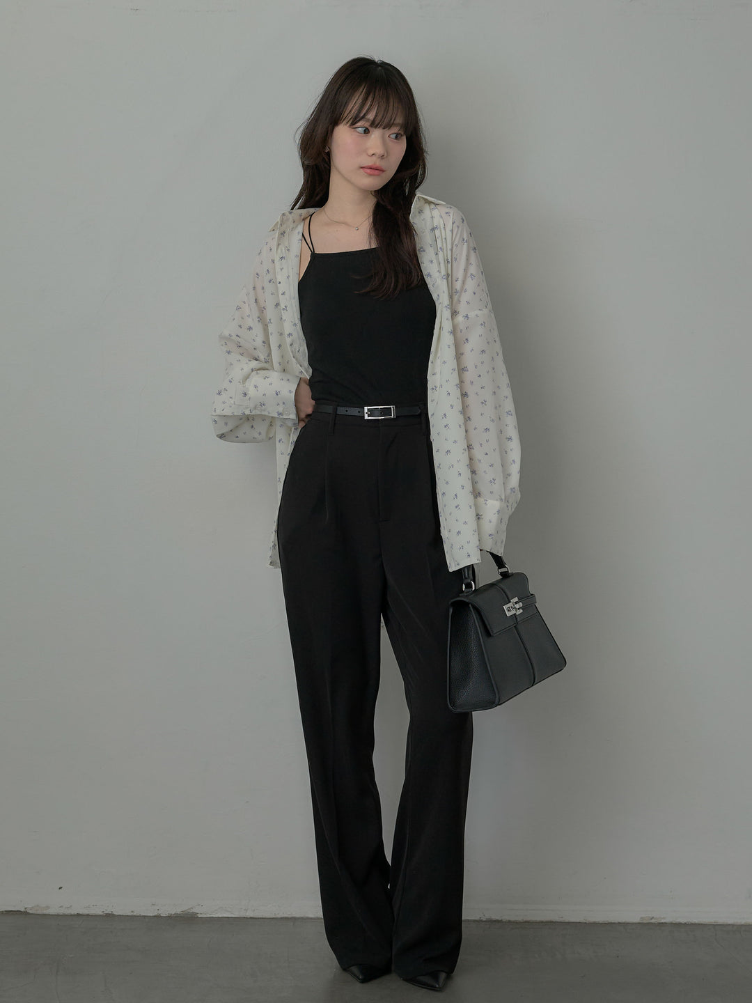 【SET】小花柄サテンオーバーシャツ+エステルツイルセミフレアパンツ(2set)