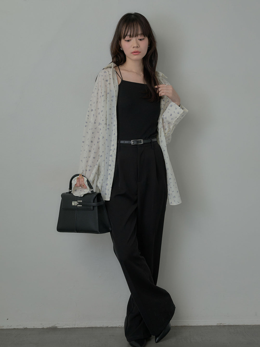 エステルツイルセミフレアパンツ