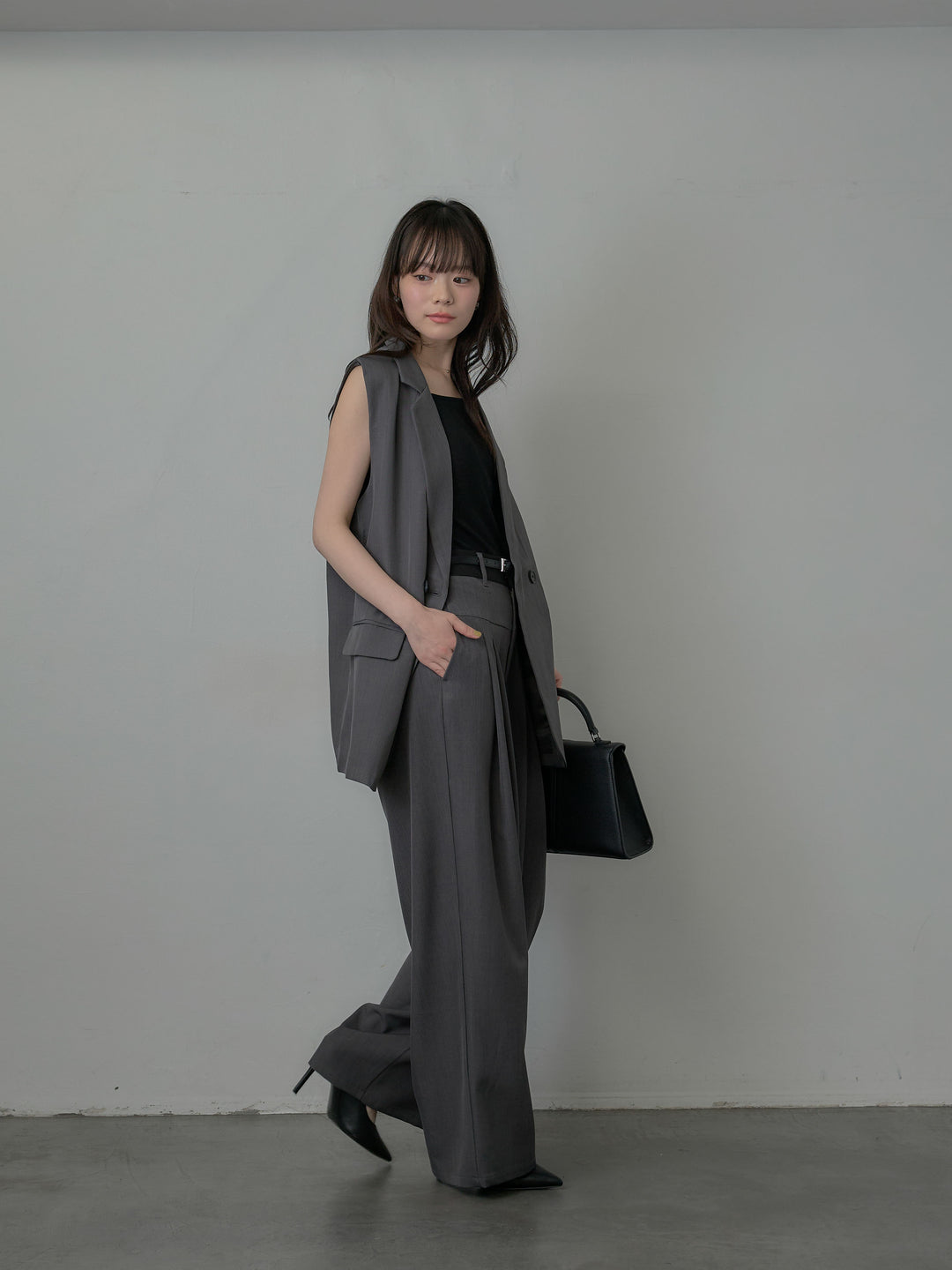 テーラードノースリーブベスト