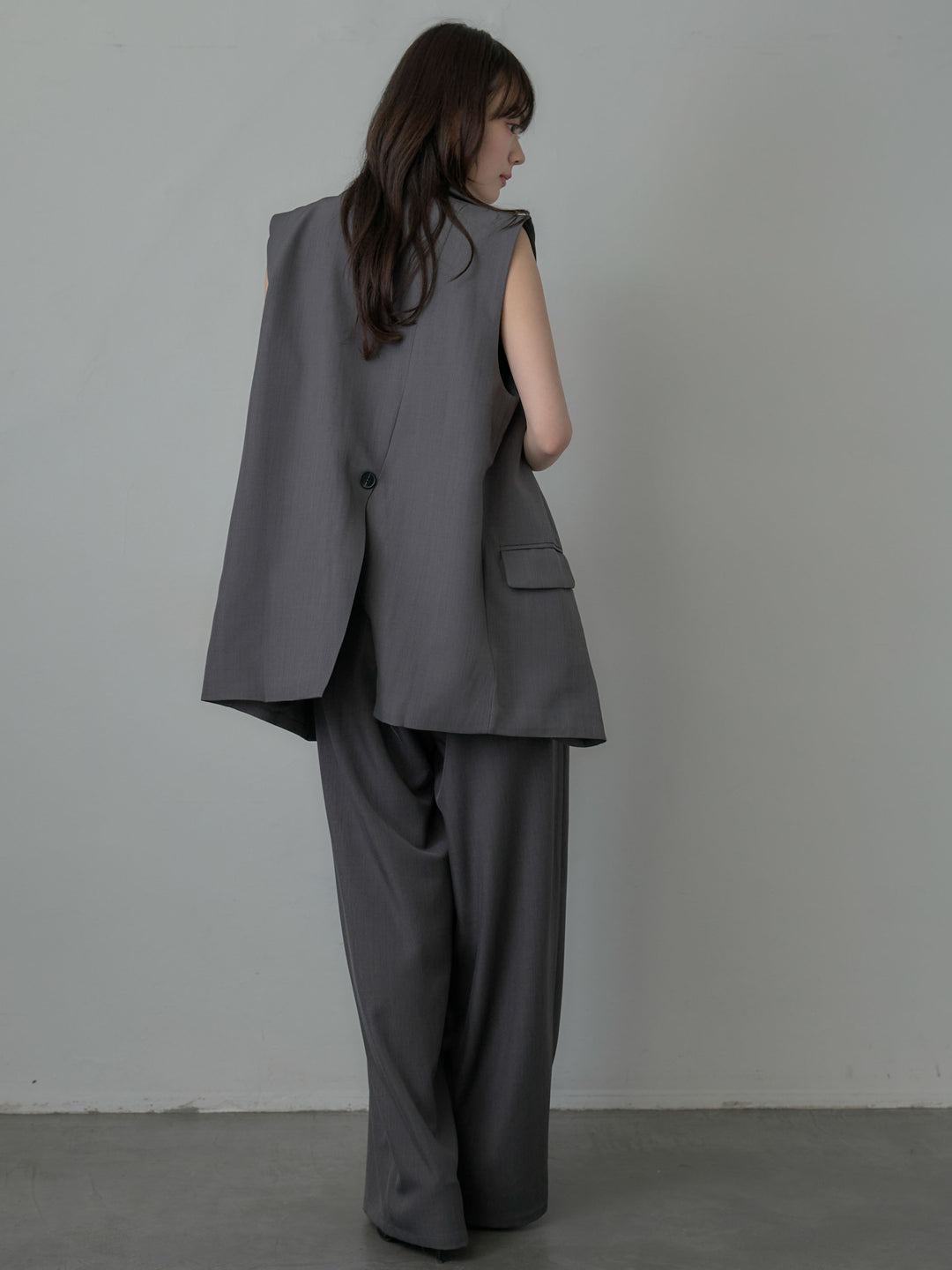 テーラードノースリーブベスト