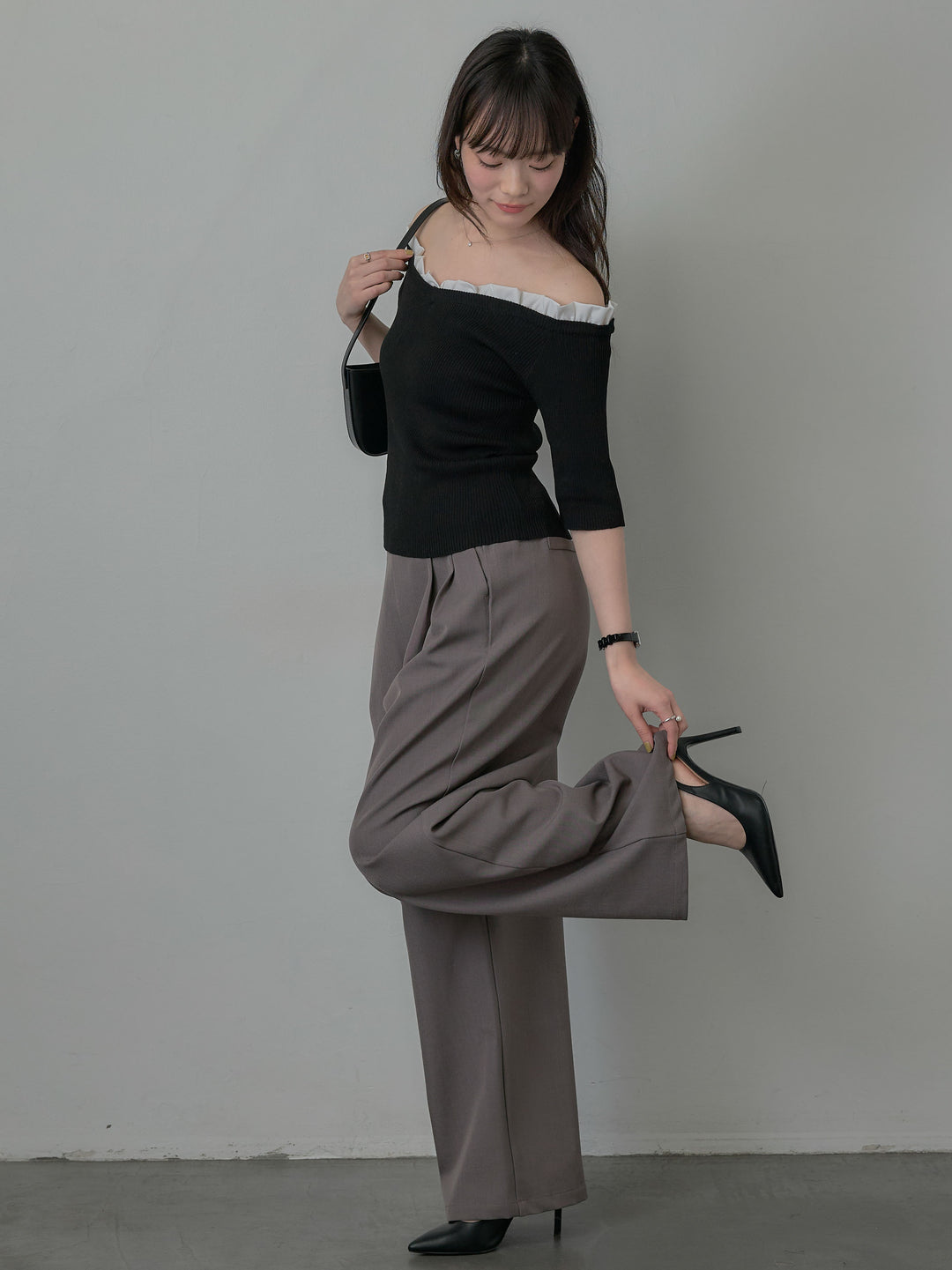 フリルドッキング5部丈オフショルトップス