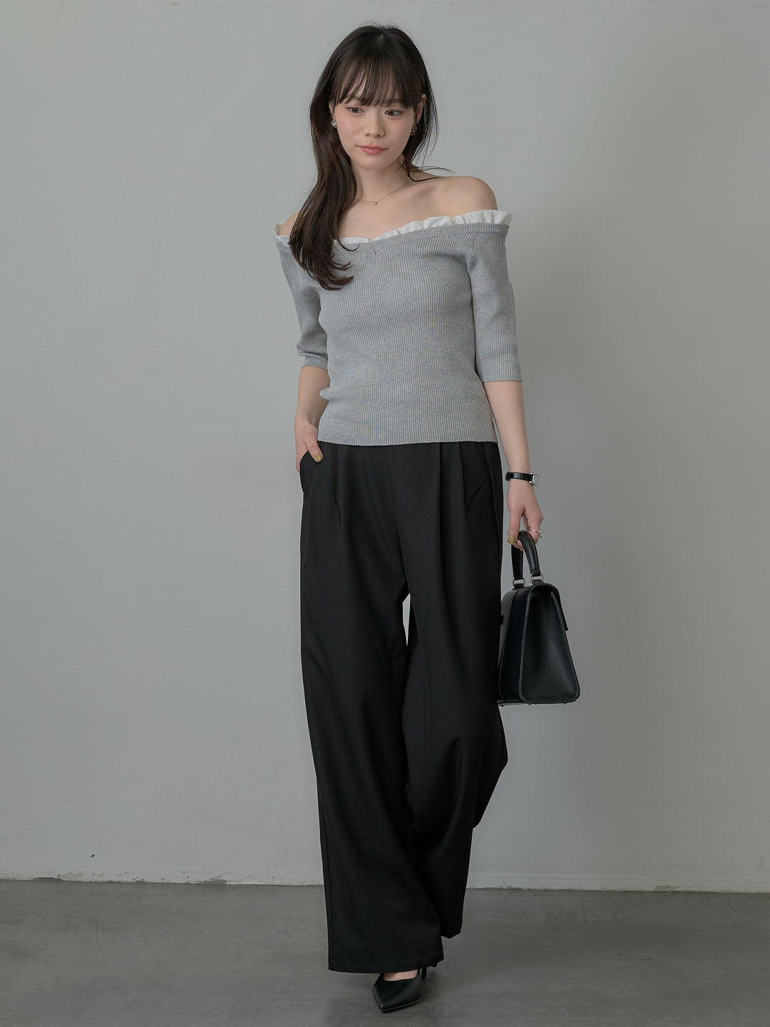 フリルドッキング5部丈オフショルトップス