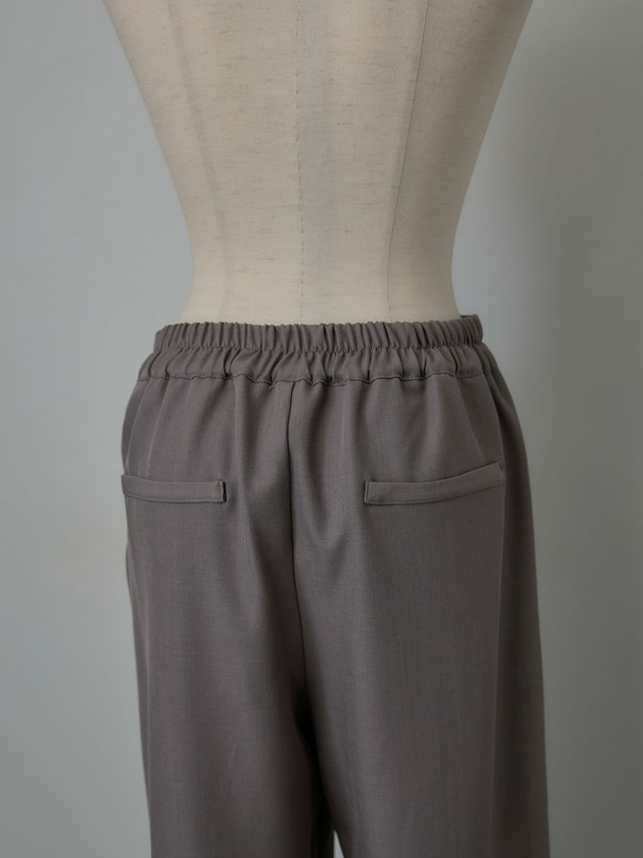 スーツ地イージータックパンツ