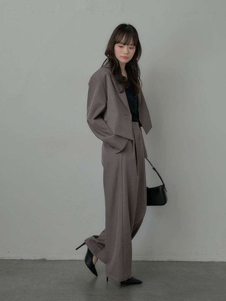 スーツ地ショートテーラードジャケット