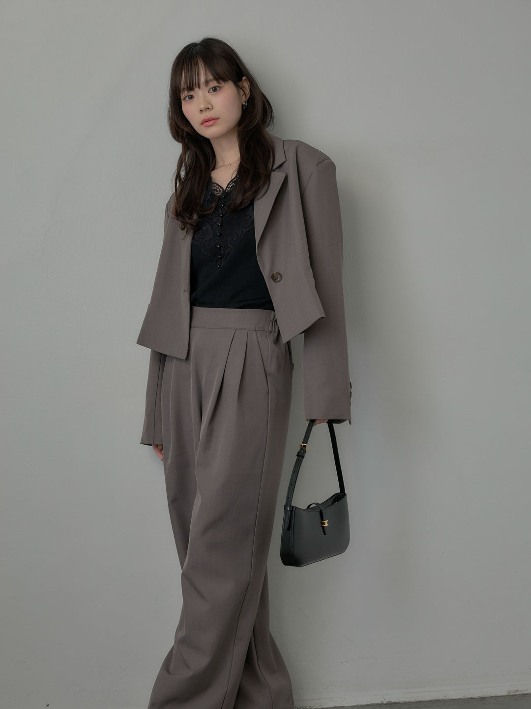 スーツ地ショートテーラードジャケット