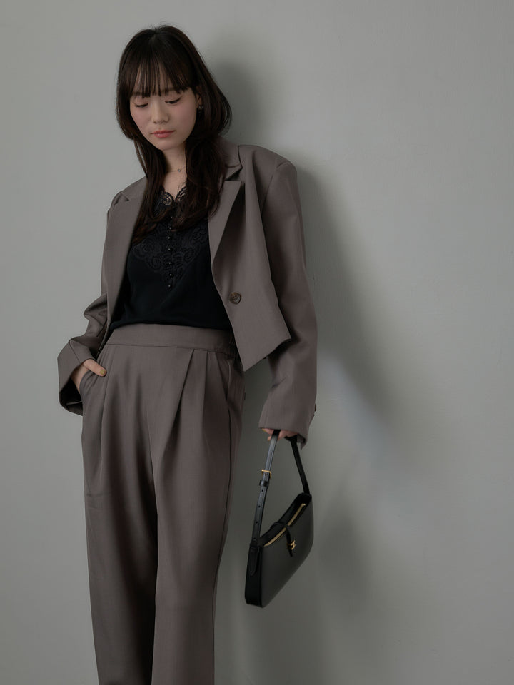 スーツ地ショートテーラードジャケット