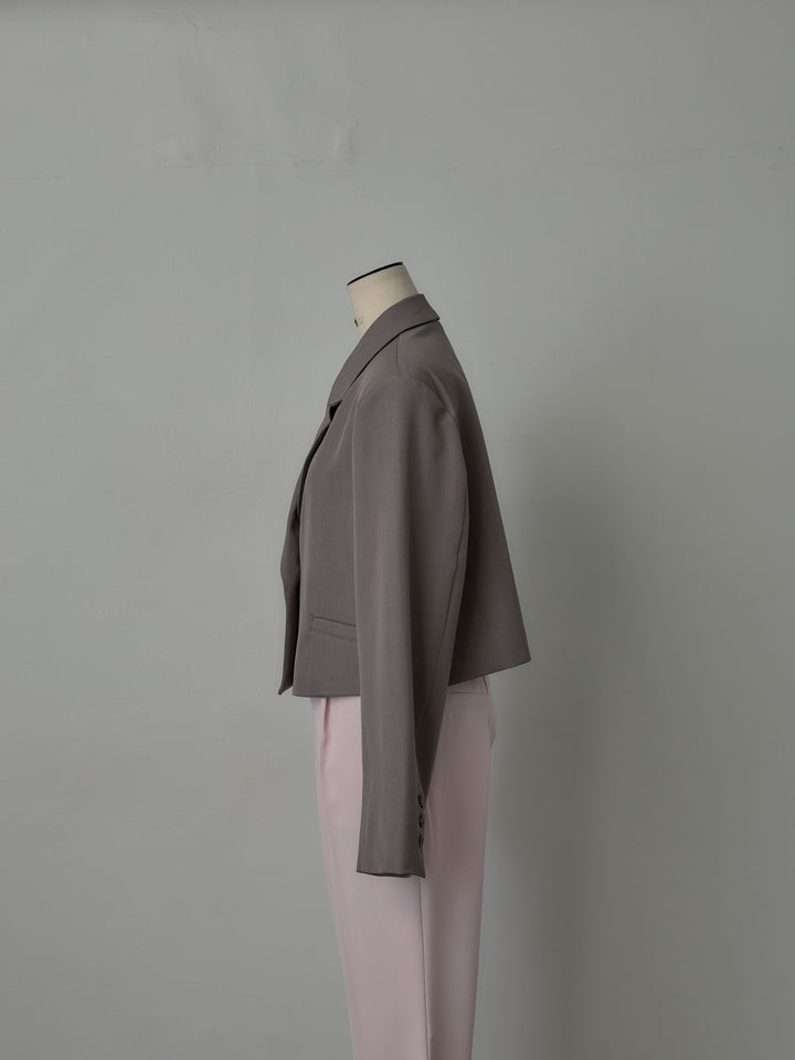 スーツ地ショートテーラードジャケット