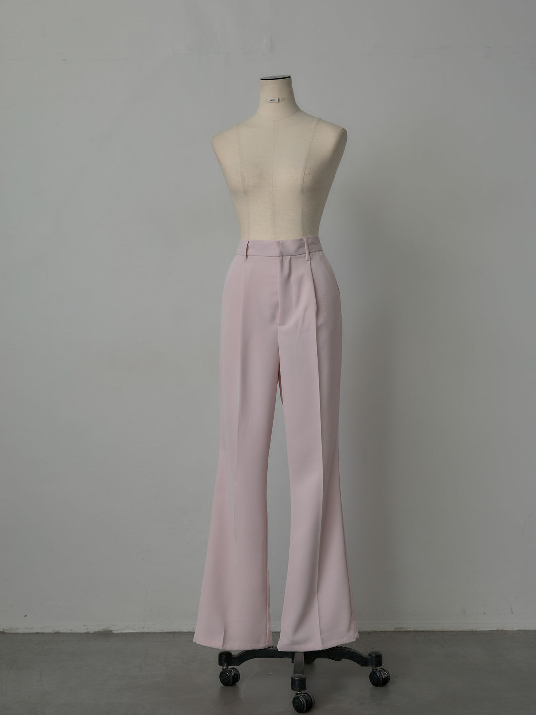 エステルツイルセミフレアパンツ