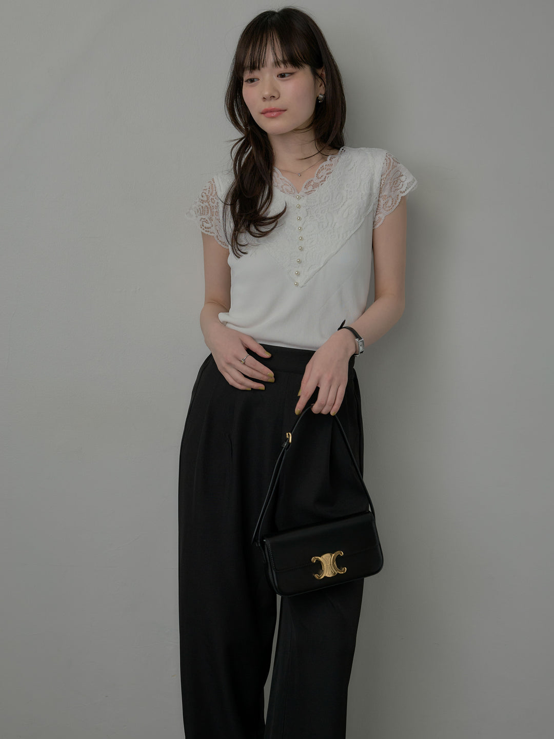 【SET】パールボタンレース切替ニットTシャツ+スーツ地イージータックパンツ(2set)