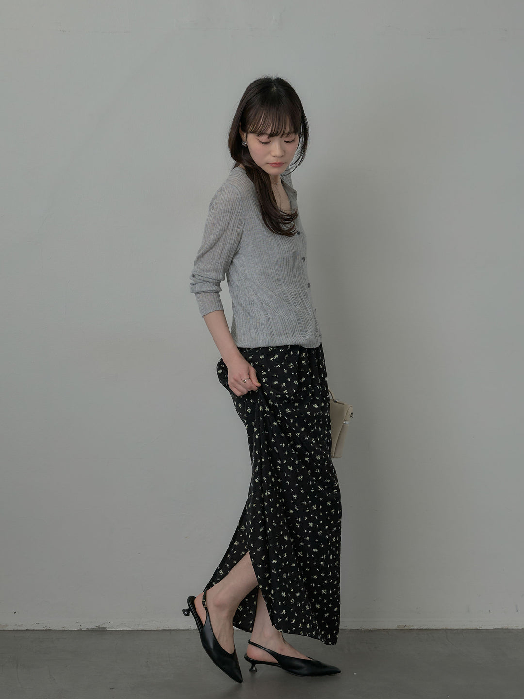 小花柄サテンイージースカート