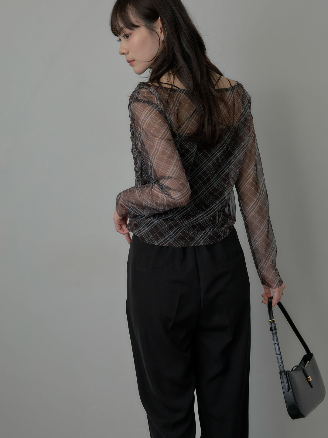 エステルツイルセミフレアパンツ