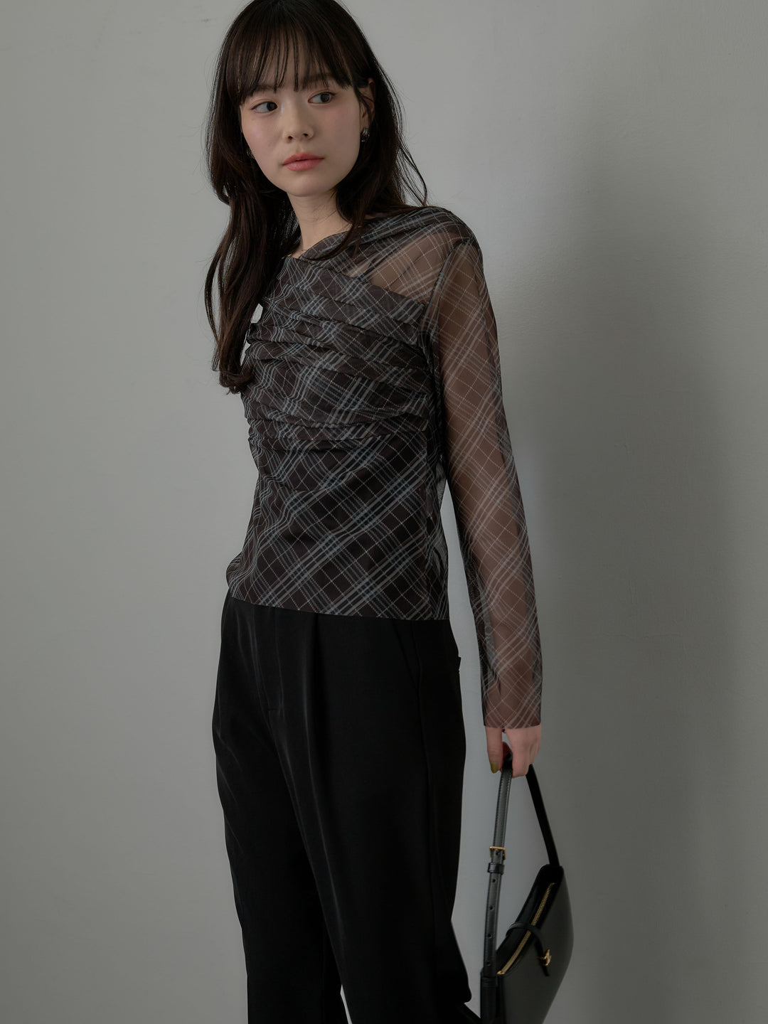 エステルツイルセミフレアパンツ