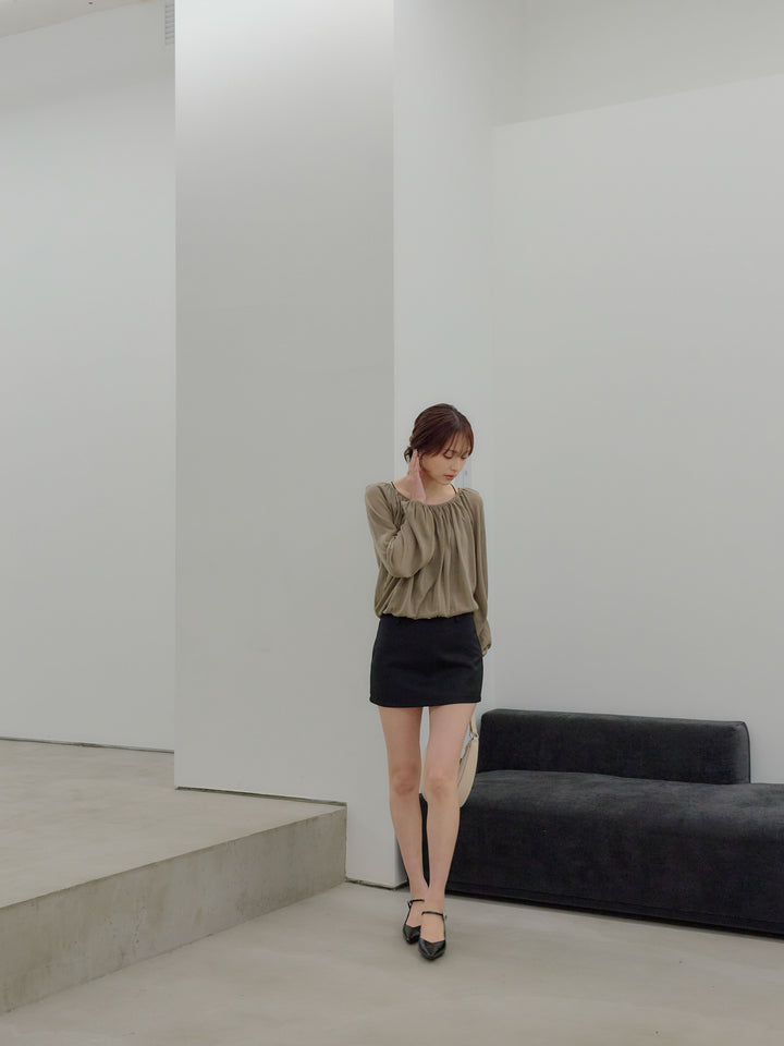 ニュアンスギャザーシアープルオーバー