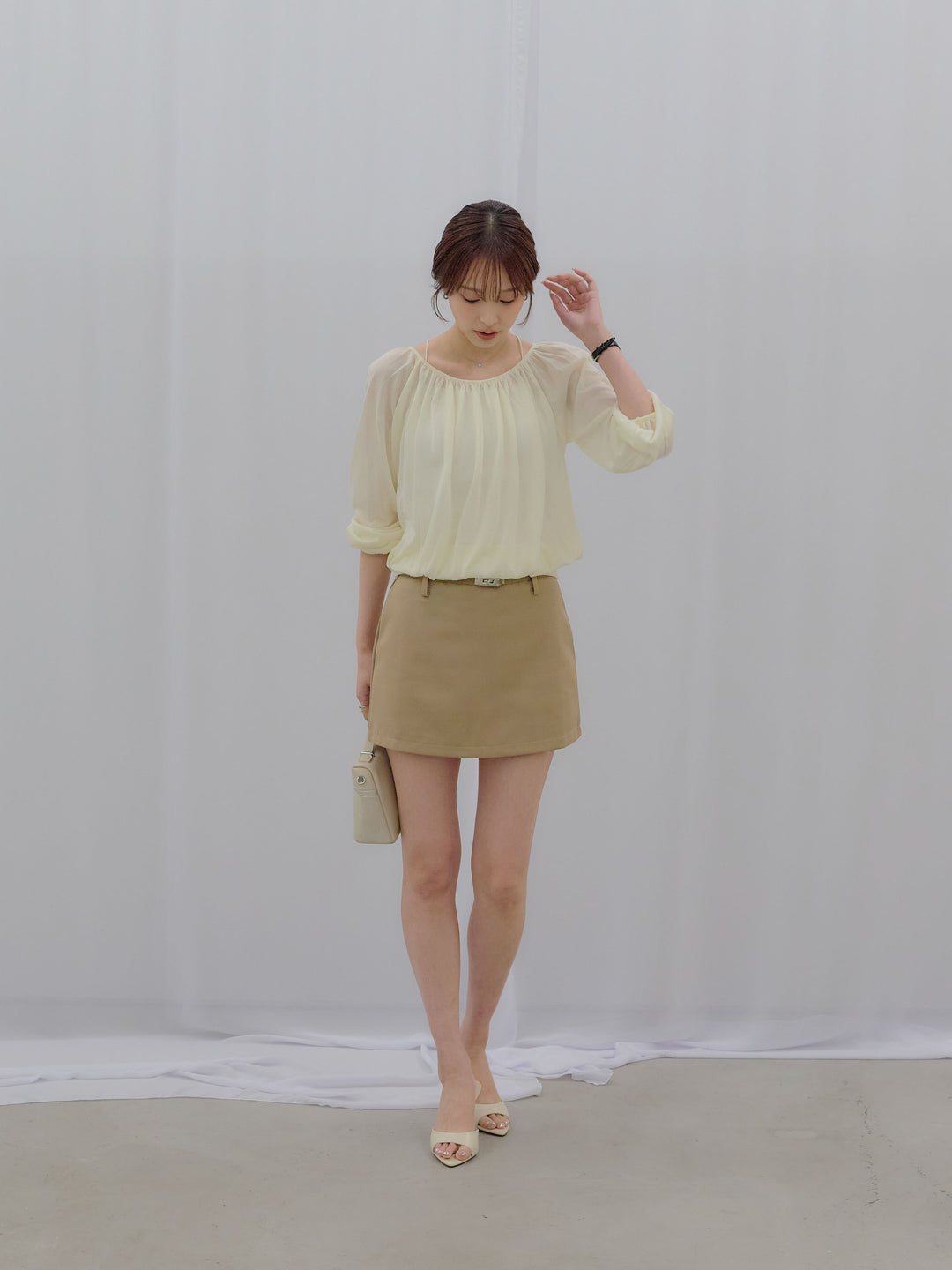 ベルト付きミニスカート（インバン付き）