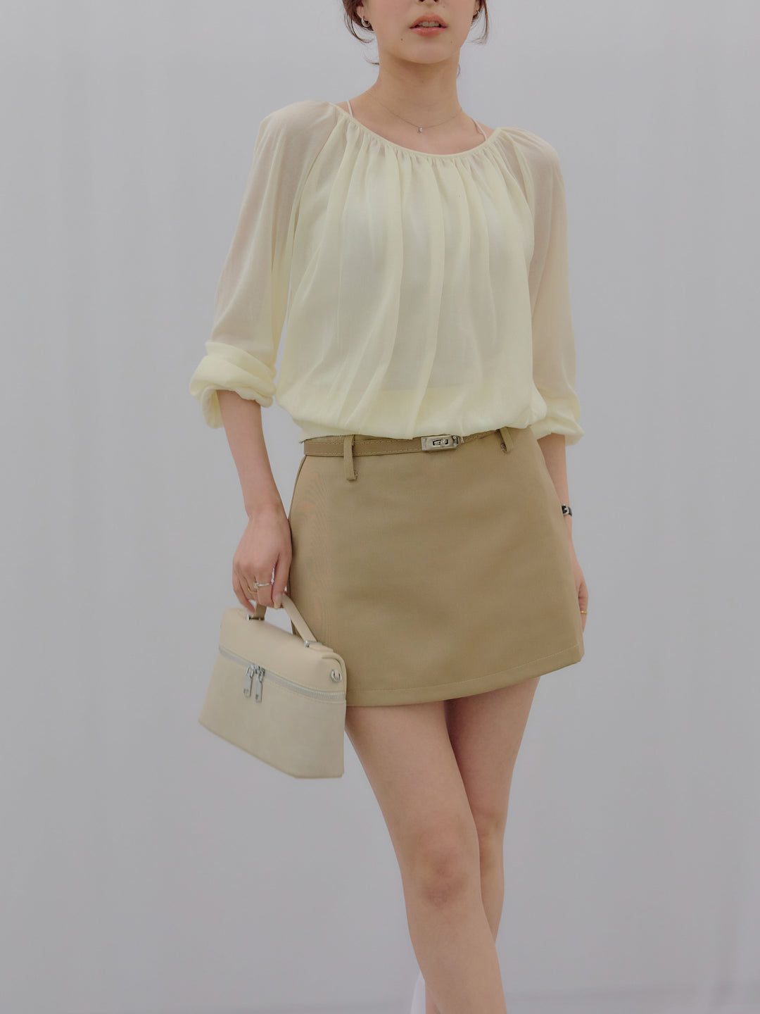ベルト付きミニスカート（インバン付き）