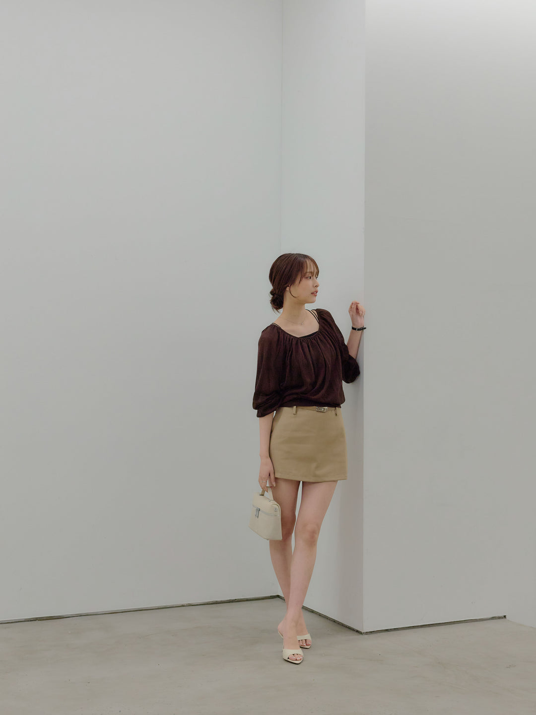 ニュアンスギャザーシアープルオーバー