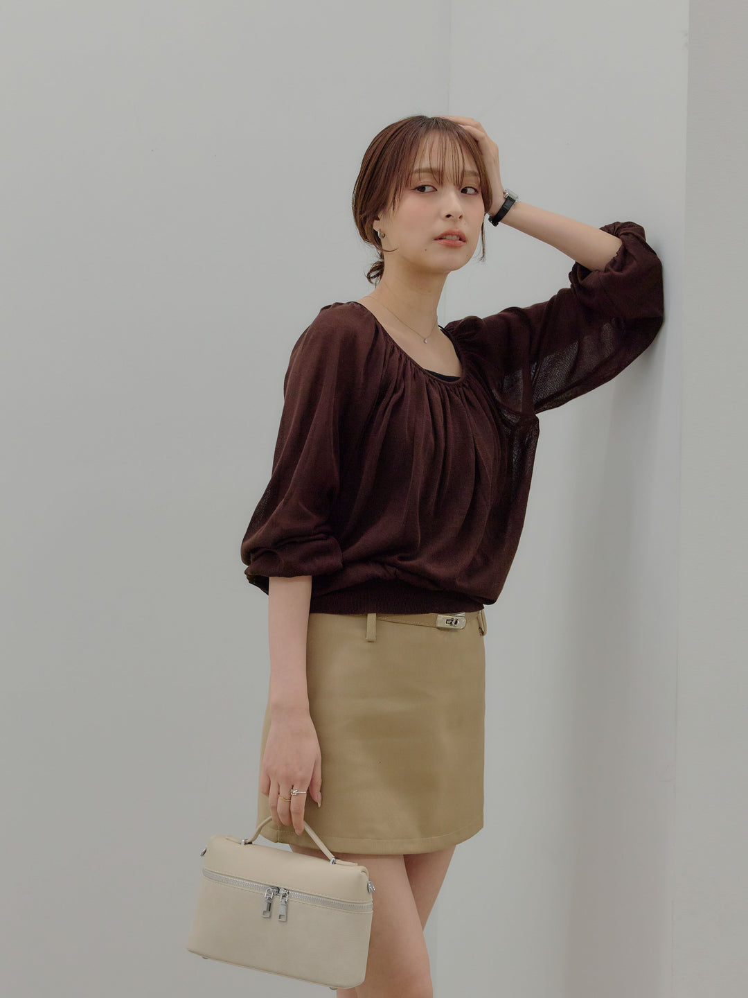 ニュアンスギャザーシアープルオーバー