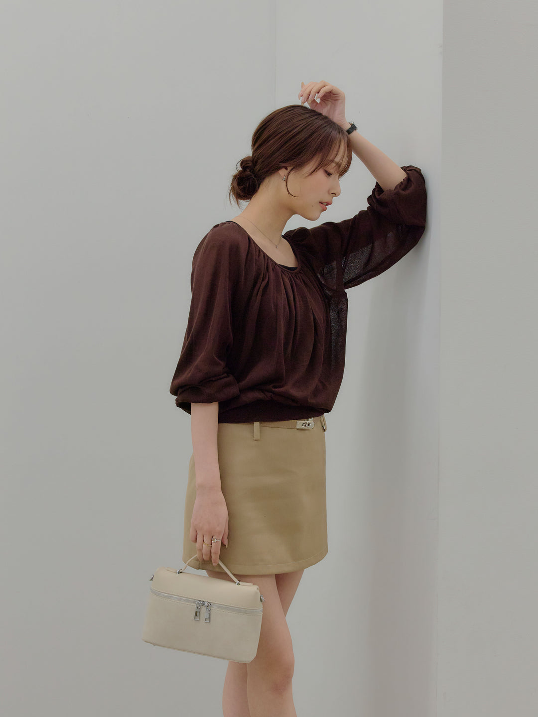 ニュアンスギャザーシアープルオーバー