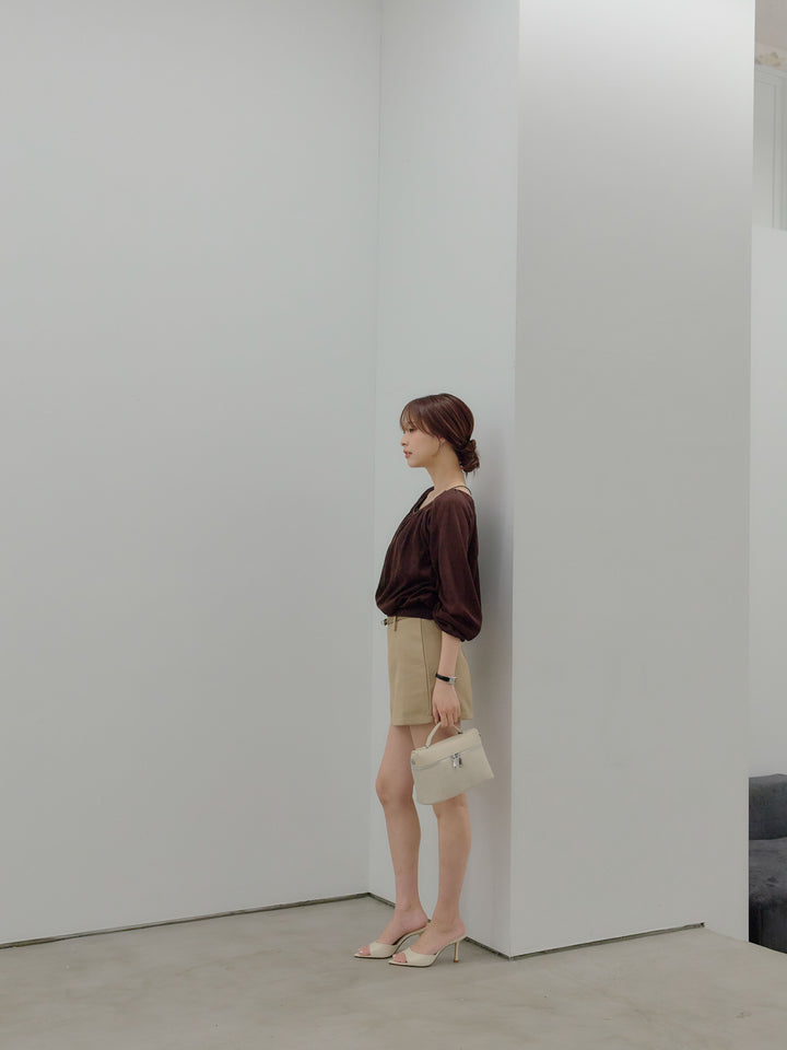 ニュアンスギャザーシアープルオーバー