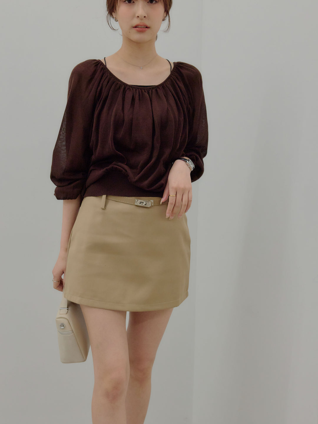 ニュアンスギャザーシアープルオーバー