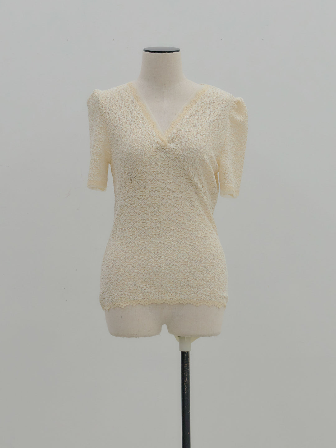 チュールレイヤードグリッターレースパフスリーブトップス