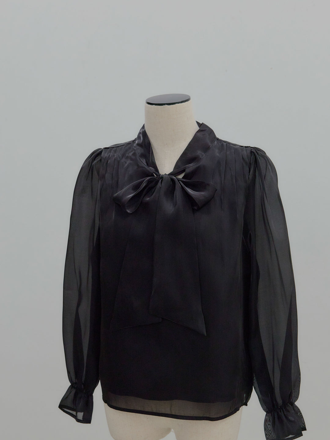 グロッシーオーガンジーボウタイブラウス