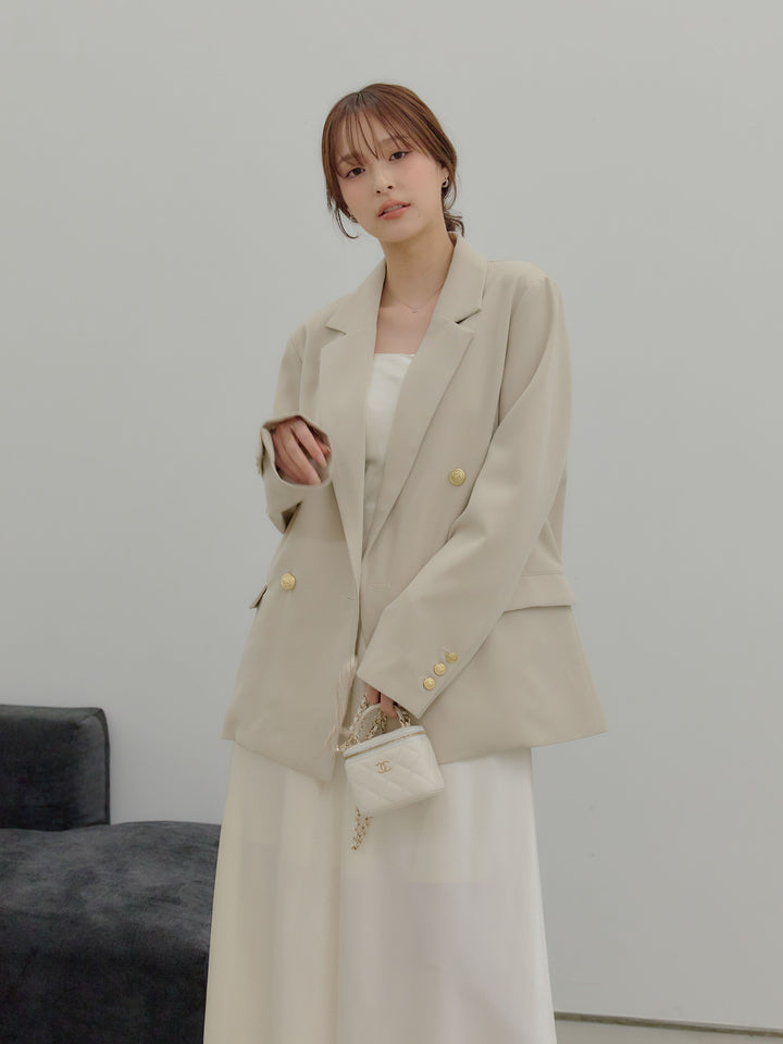 ゴールドボタンテーラードジャケット