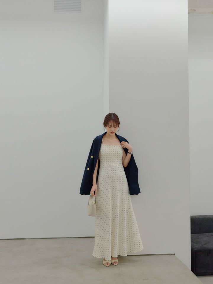 【SET】ゴールドボタンテーラードジャケット+【Essential】Back open satin camisole dress(2set)