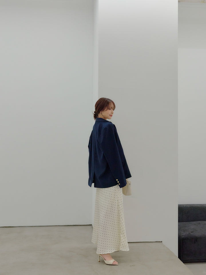 ゴールドボタンテーラードジャケット