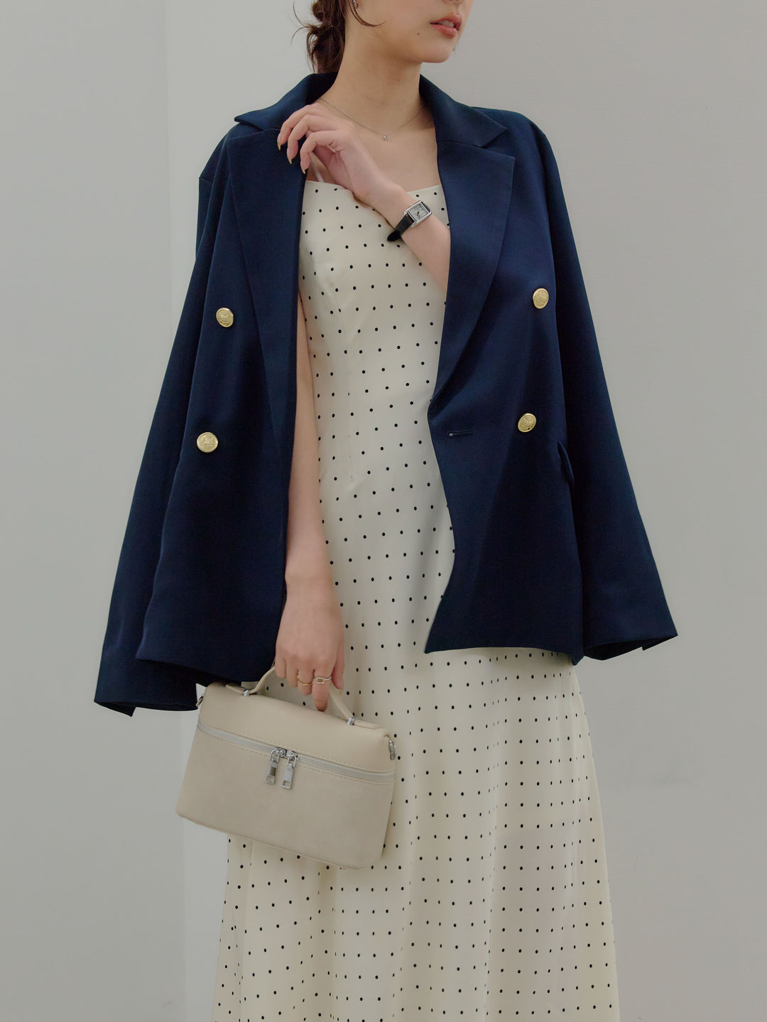 【SET】ゴールドボタンテーラードジャケット+【Essential】Back open satin camisole dress(2set)