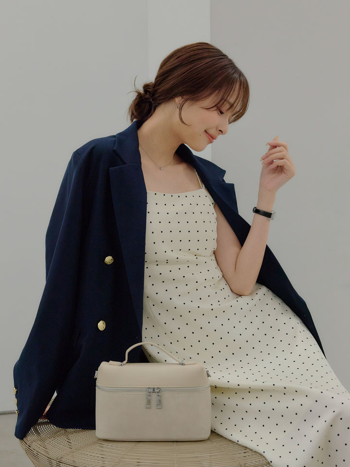 ゴールドボタンテーラードジャケット