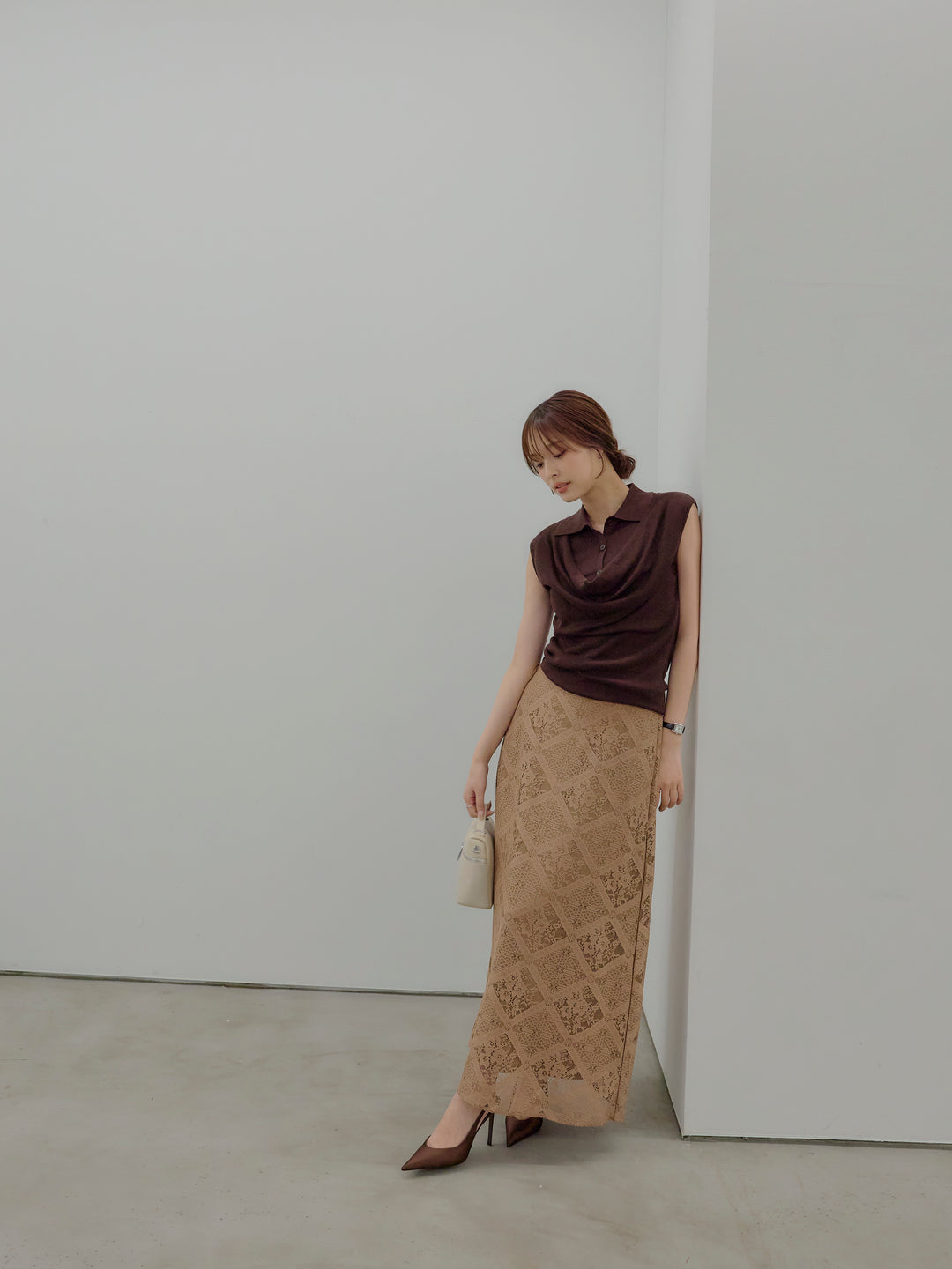 ドレープレイヤードデザイン襟付きノースリーブニットトップス