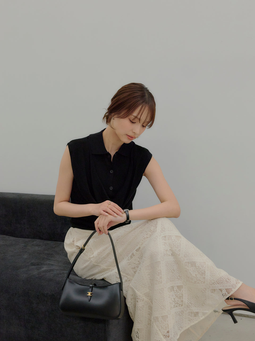 ドレープレイヤードデザイン襟付きノースリーブニットトップス