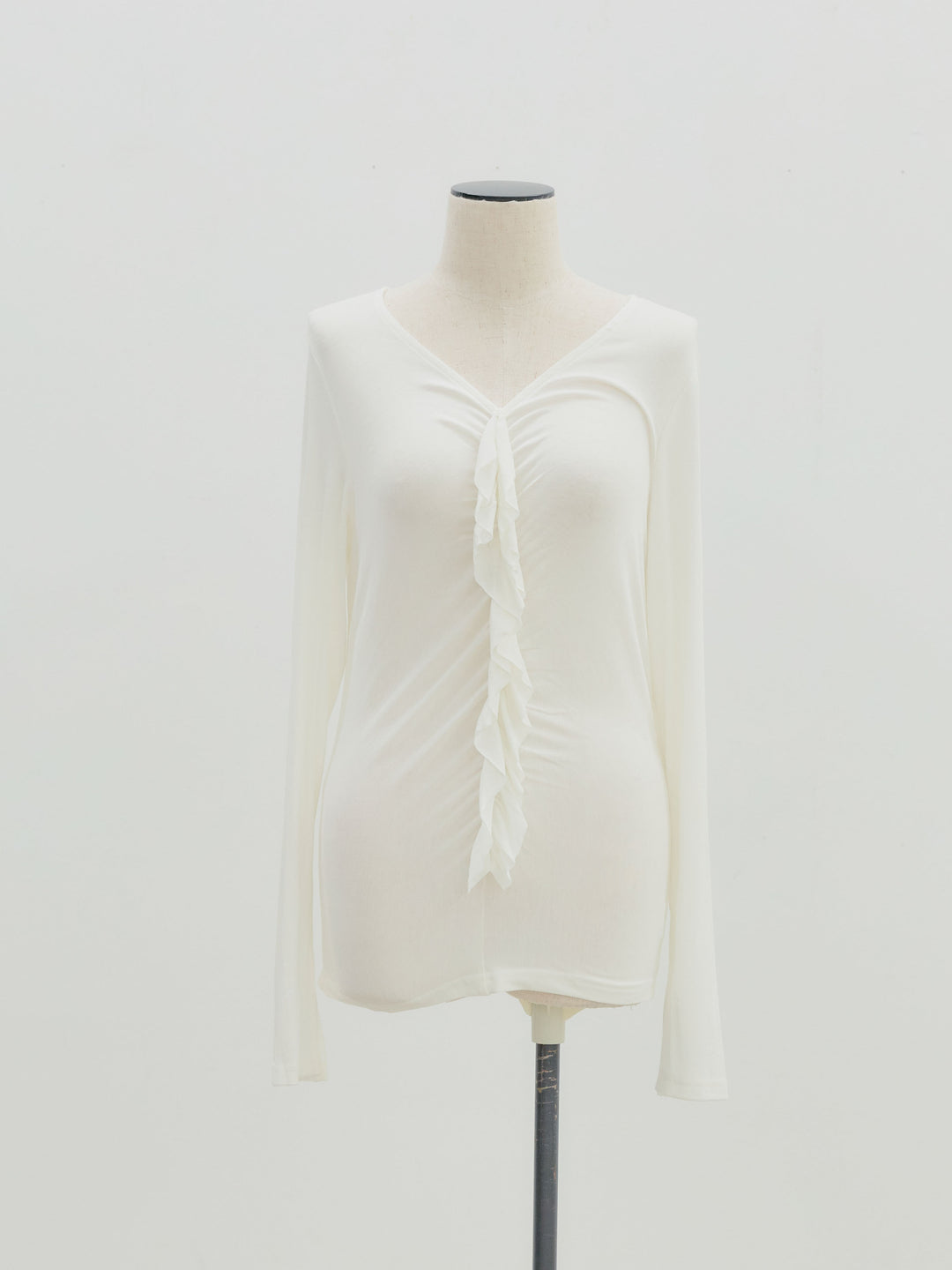 フロントフリルフィットトップス