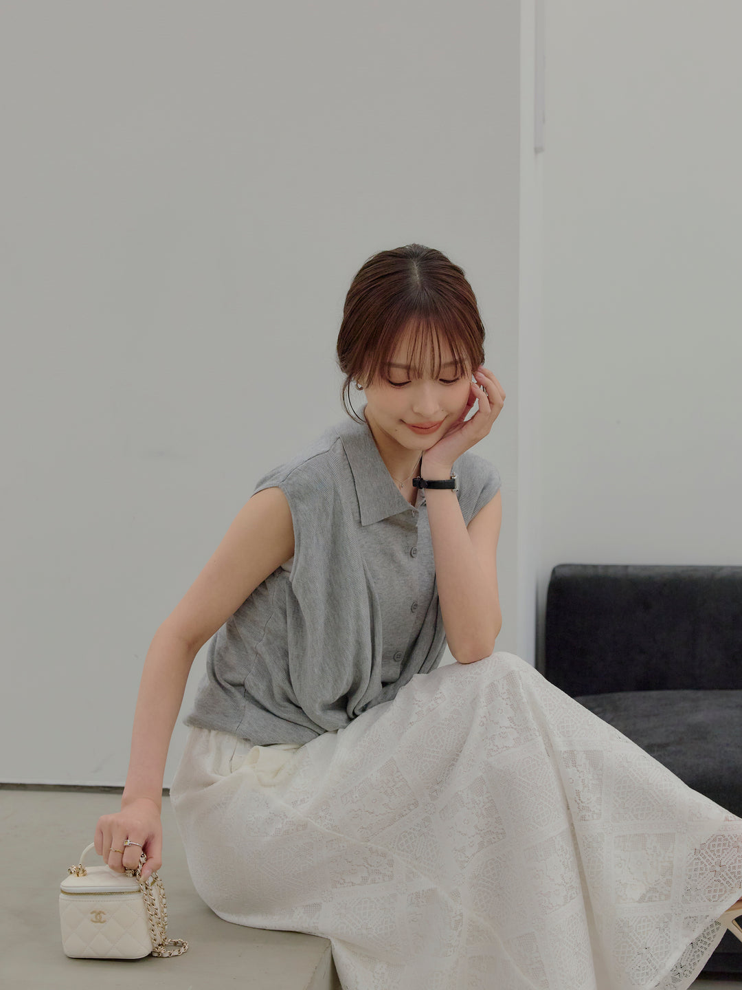 ドレープレイヤードデザイン襟付きノースリーブニットトップス