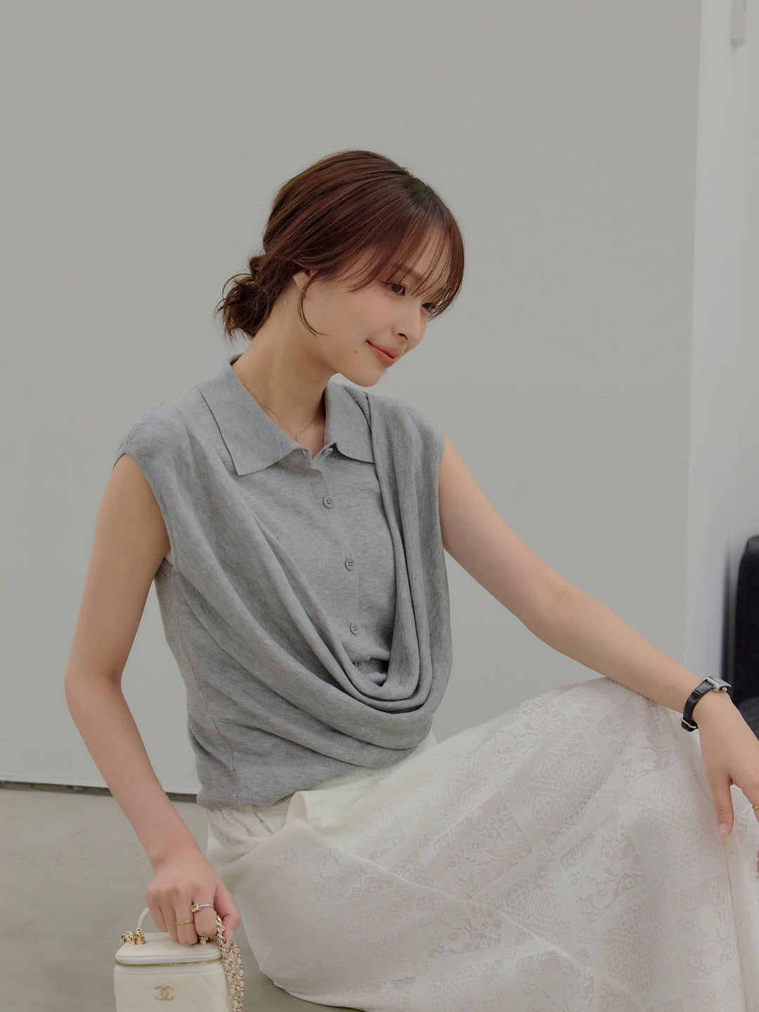 ドレープレイヤードデザイン襟付きノースリーブニットトップス