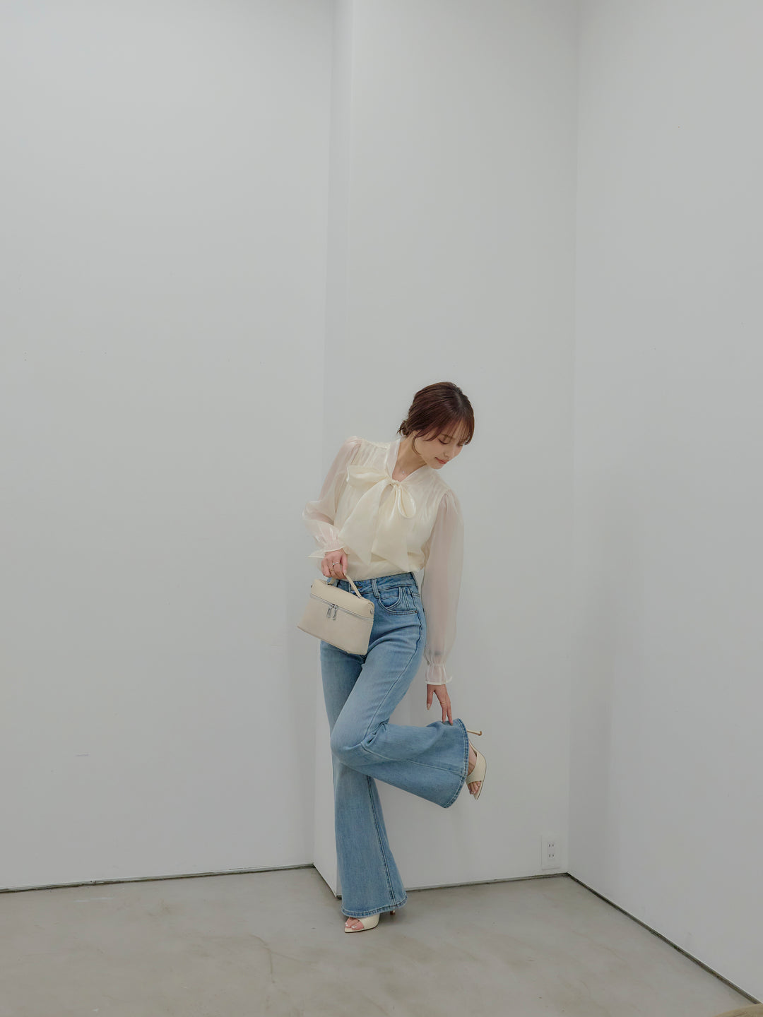 グロッシーオーガンジーボウタイブラウス