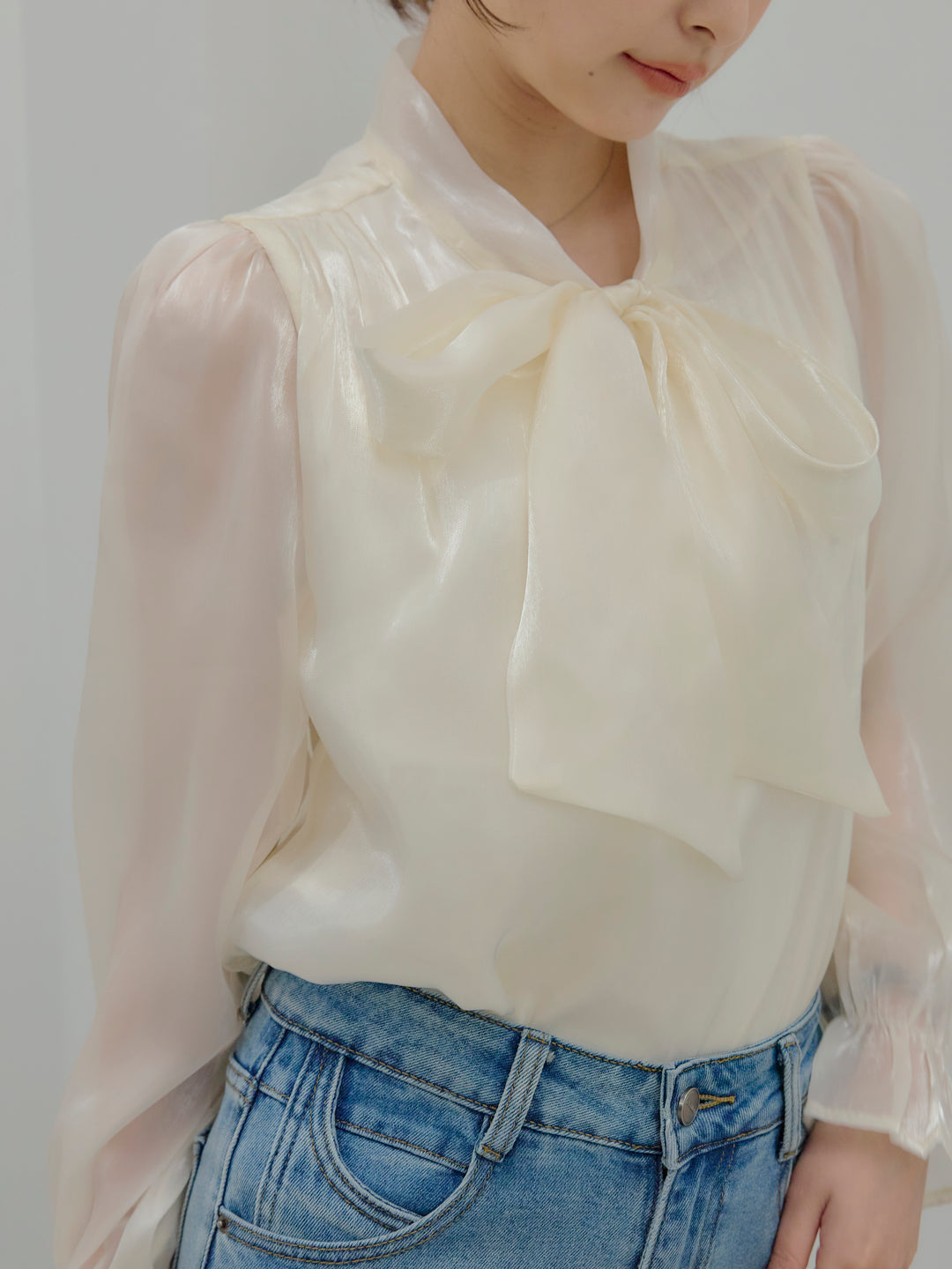 グロッシーオーガンジーボウタイブラウス