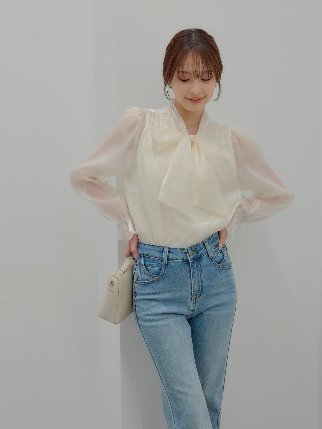 グロッシーオーガンジーボウタイブラウス