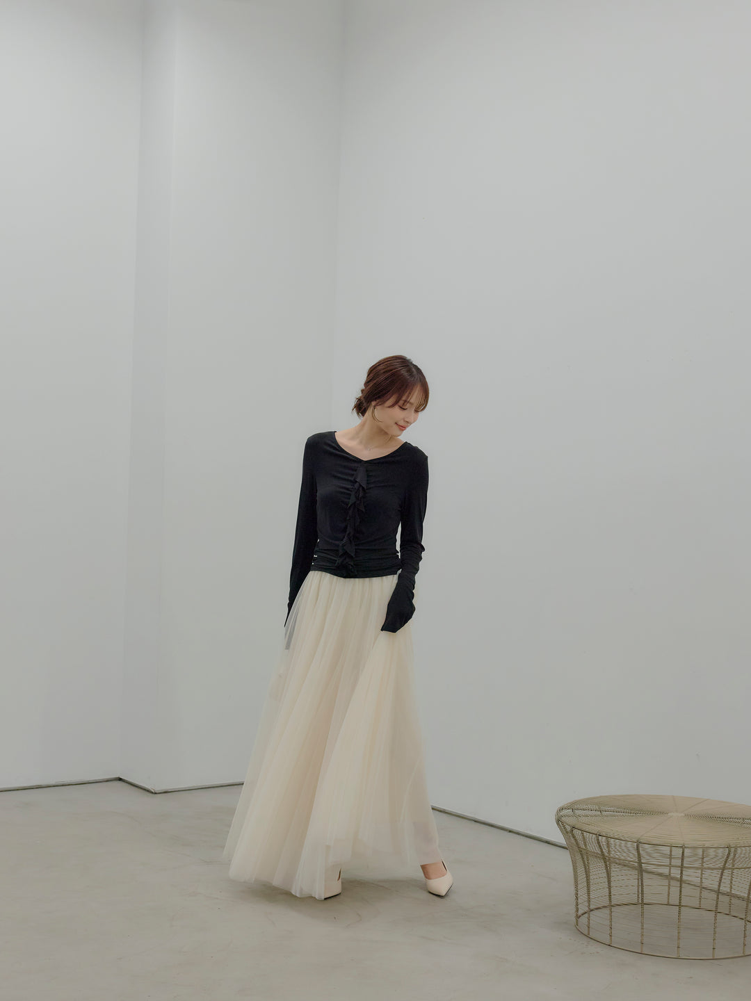 フロントフリルフィットトップス