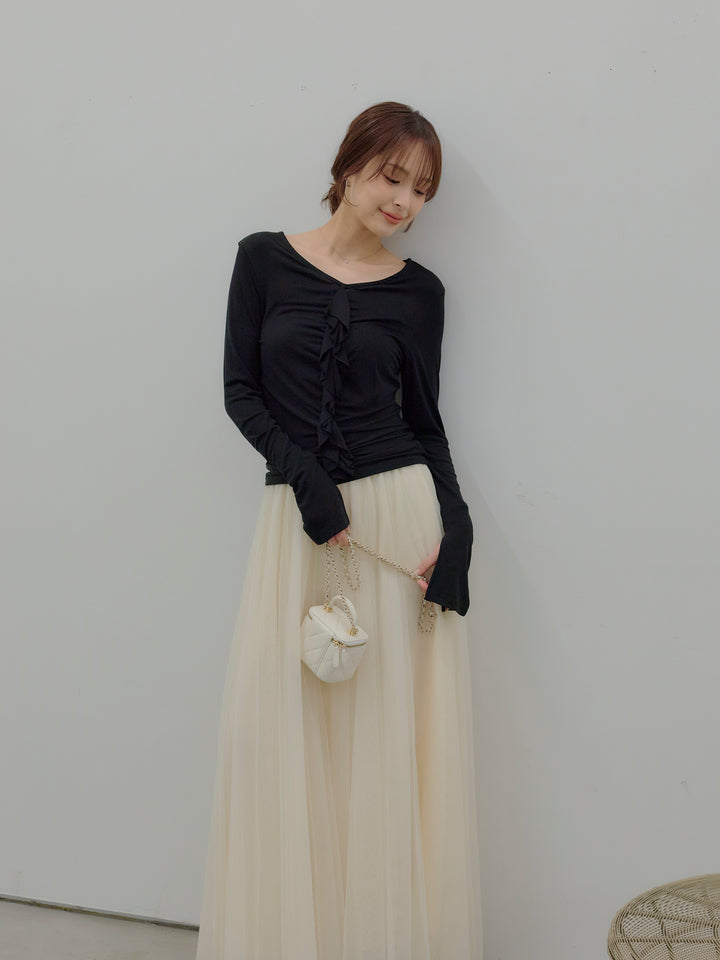 フロントフリルフィットトップス