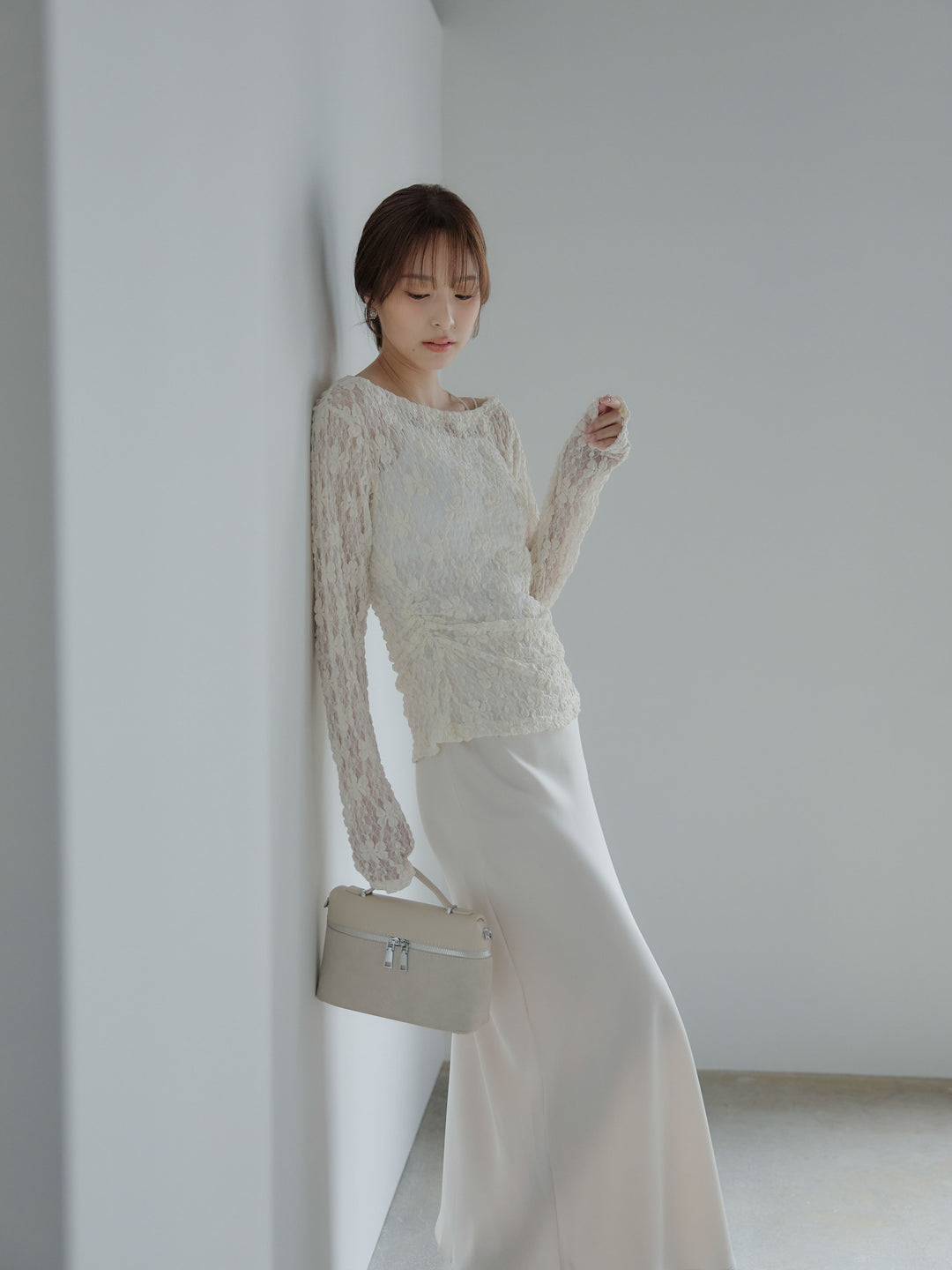 サイドギャザーフラワージャガードシアーカットソー