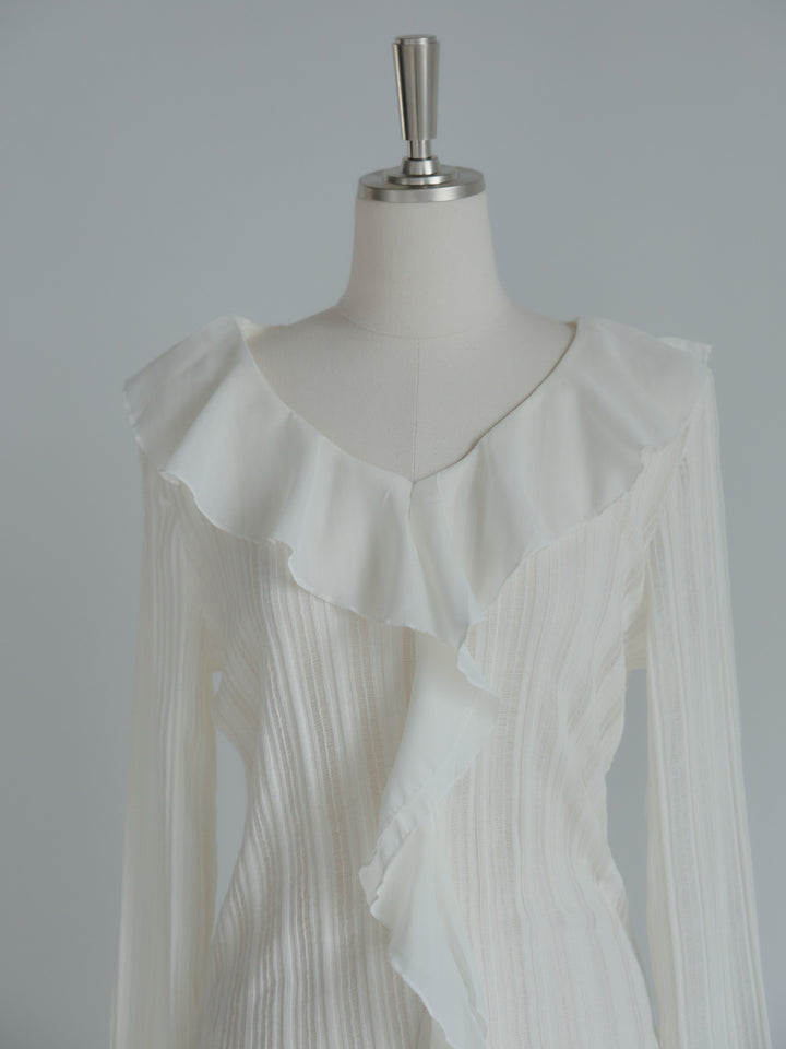 ストライプシアーラッフルトップス