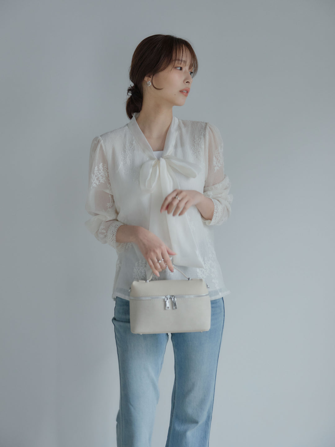 【SET】リーフ刺繍ボウタイブラウス+美ラインストレッチフレアデニム(2set)