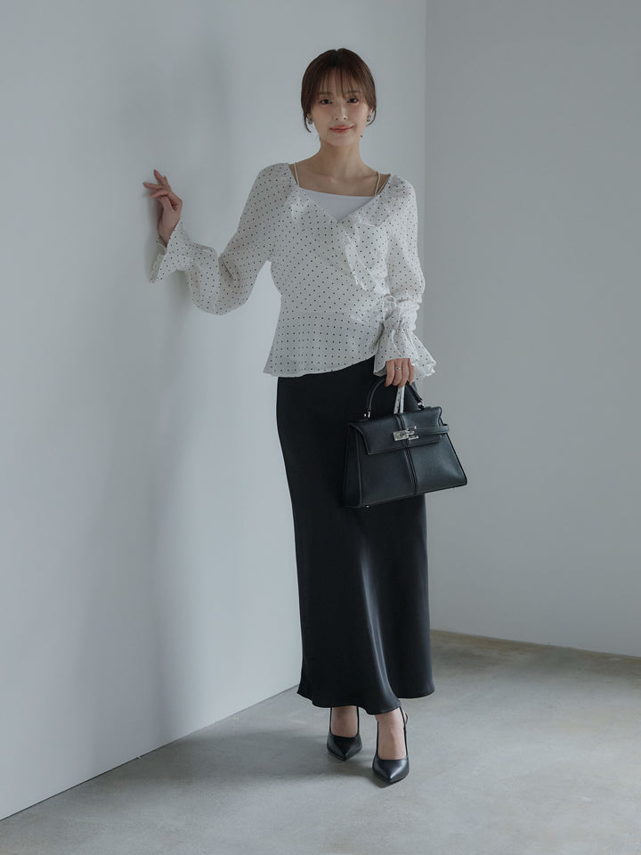 ドットパターンラッフルラップブラウス