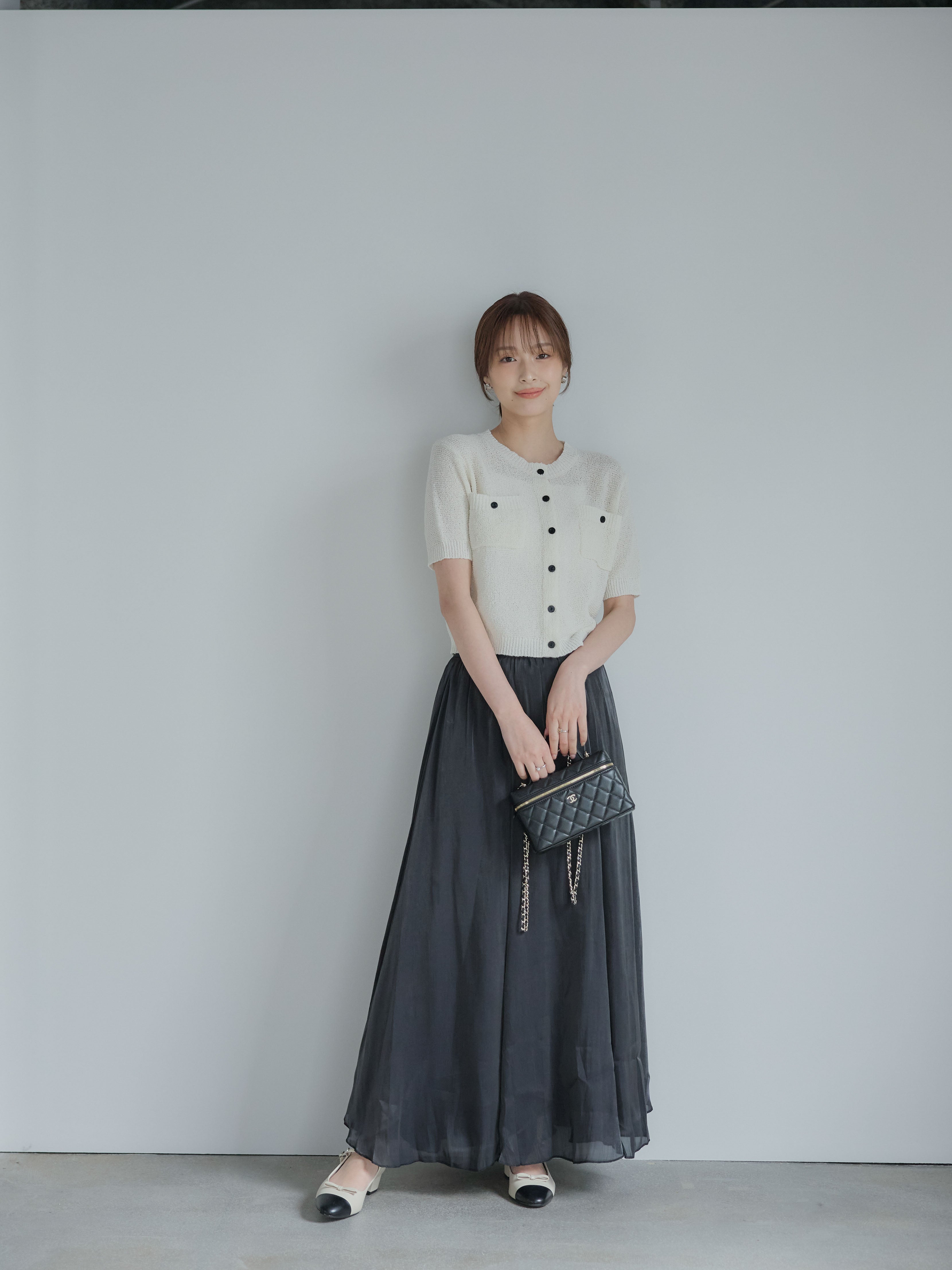 【美品】STRATA グロッシーボリュームフレアスカート　チャコール　S グロッシーフレアスカート – nairo