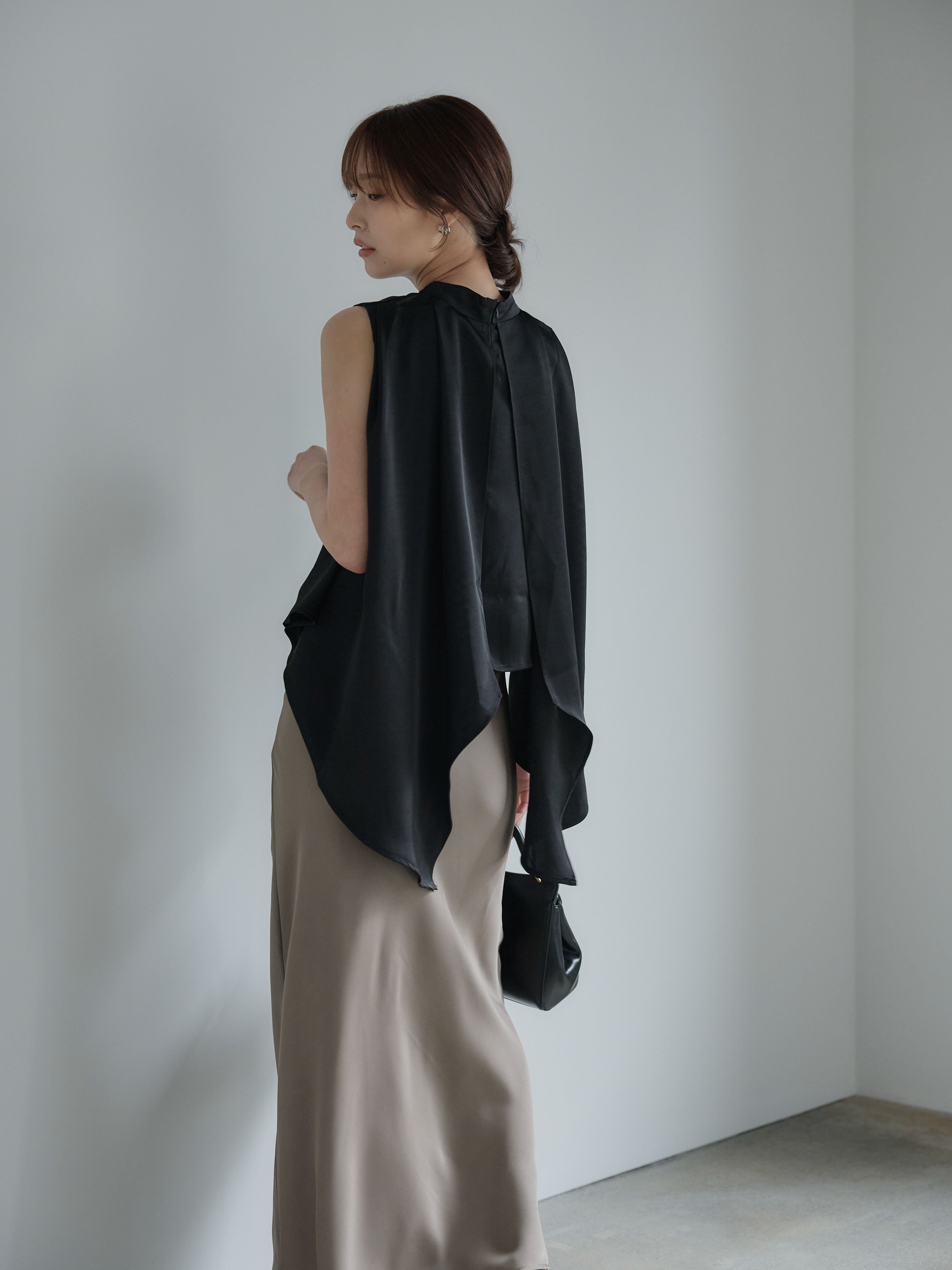 SET】バックデザインサテンノースリーブトップス+ライトサテンナロー