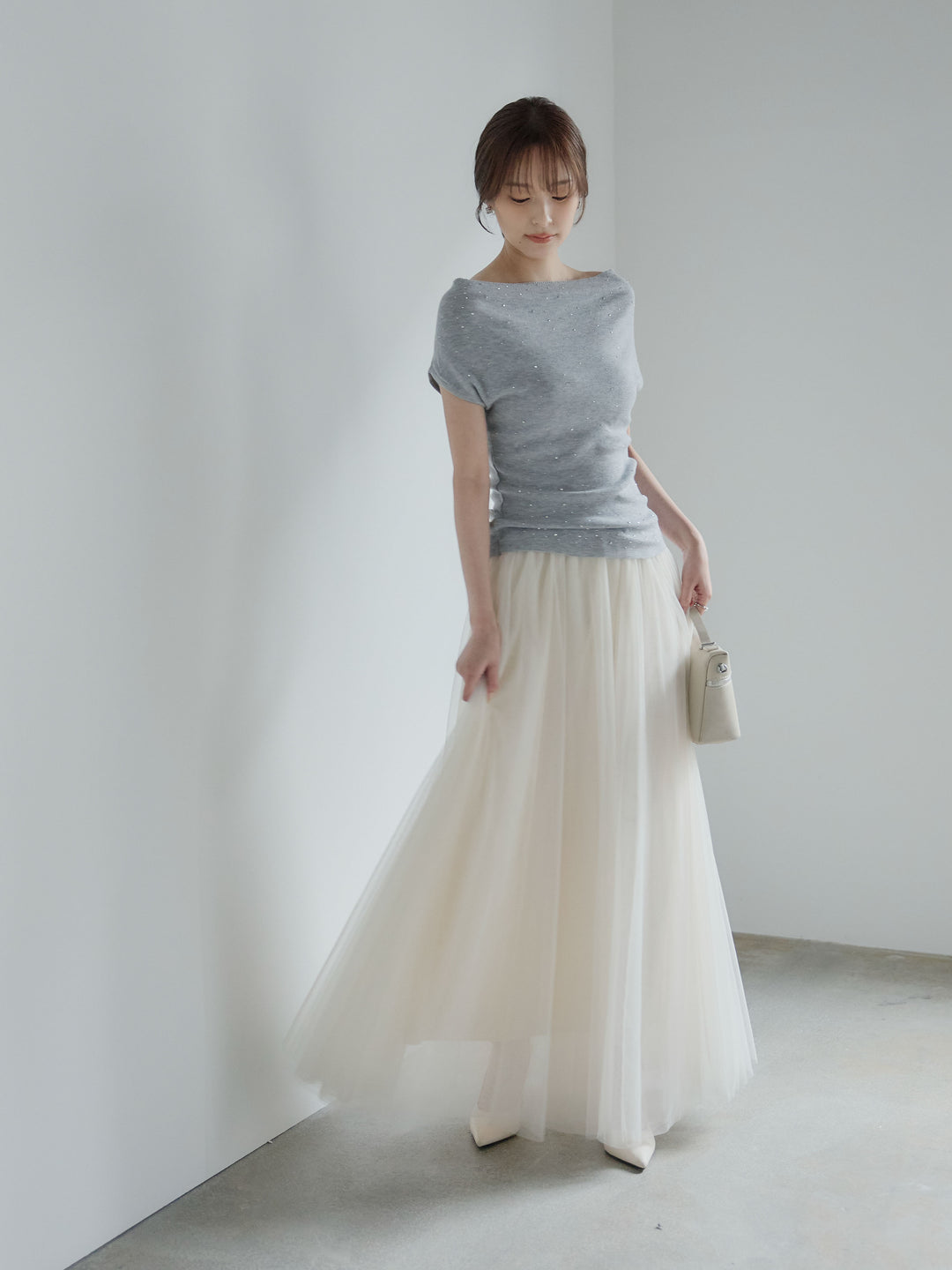 【SET】グリッターボートネックノースリニットトップス+ボリュームチュールスカート(2set)