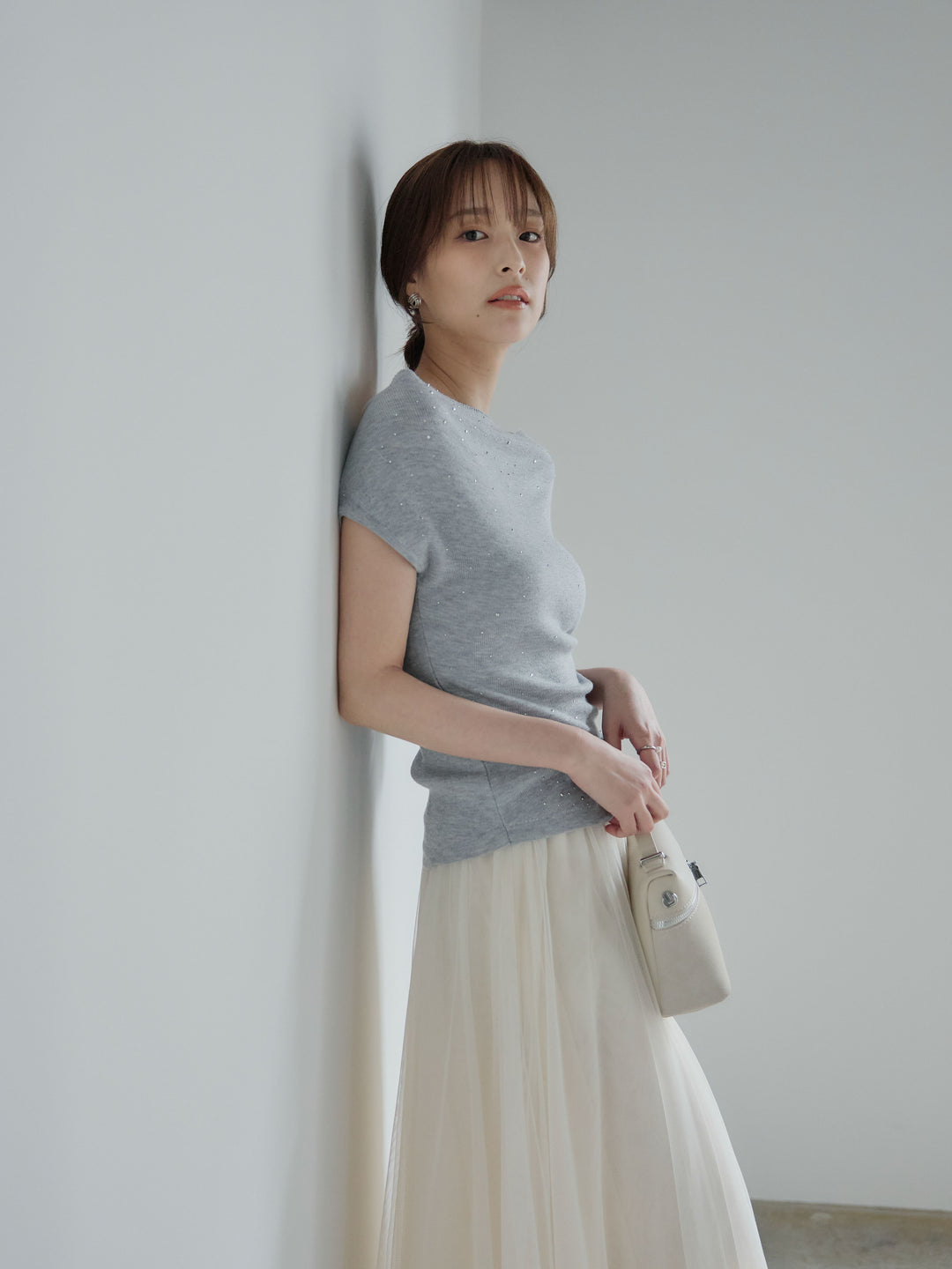 【SET】グリッターボートネックノースリニットトップス+ボリュームチュールスカート(2set)