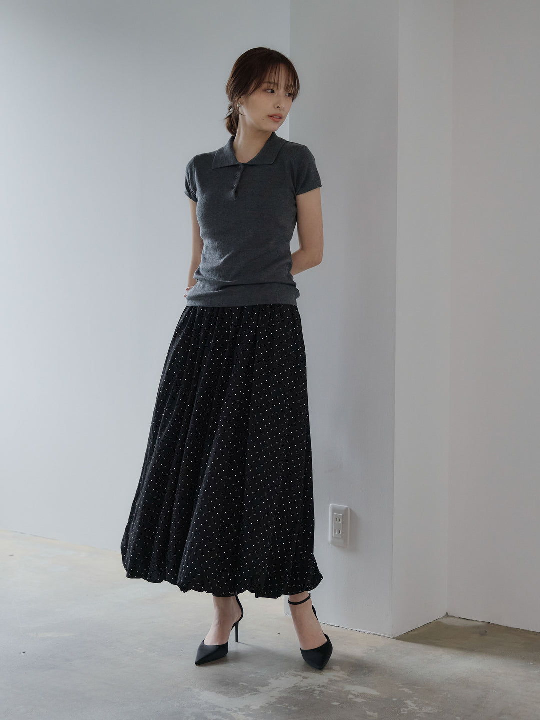 【SET】ハーフスリーブPOLOニットトップス+ドットパターンソフトバルーンスカート(2set)